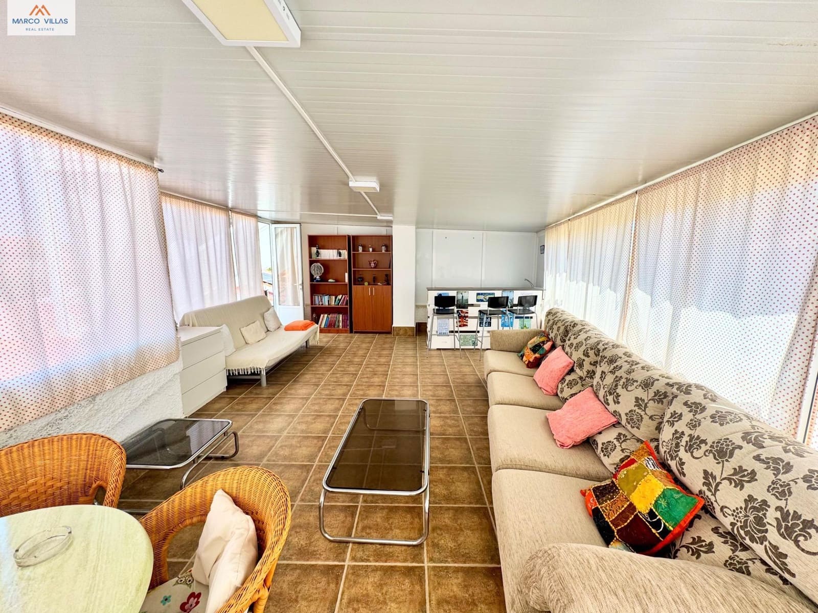 3 bedroom Villa for sale in San Fulgencio with garage - € 185,000 (Ref: 9695334)