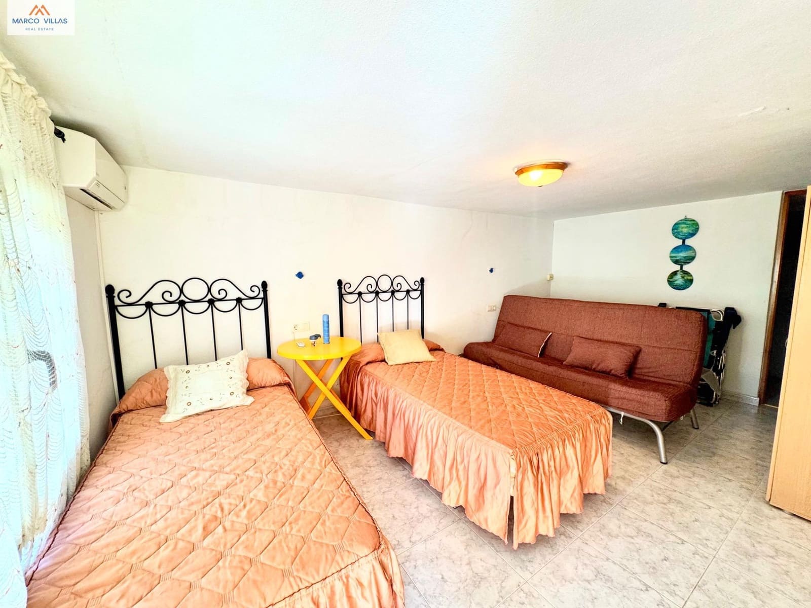 3 bedroom Villa for sale in San Fulgencio with garage - € 185,000 (Ref: 9695334)