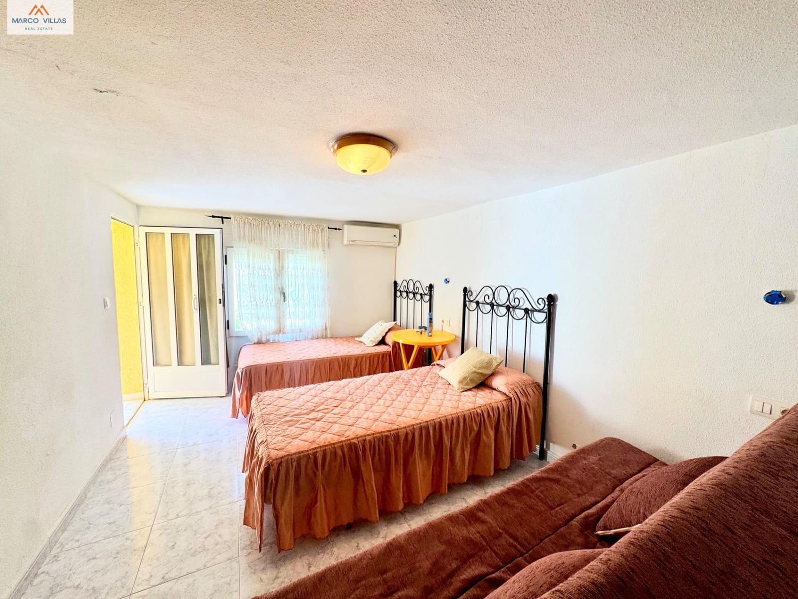 3 bedroom Villa for sale in San Fulgencio with garage - € 185,000 (Ref: 9695334)