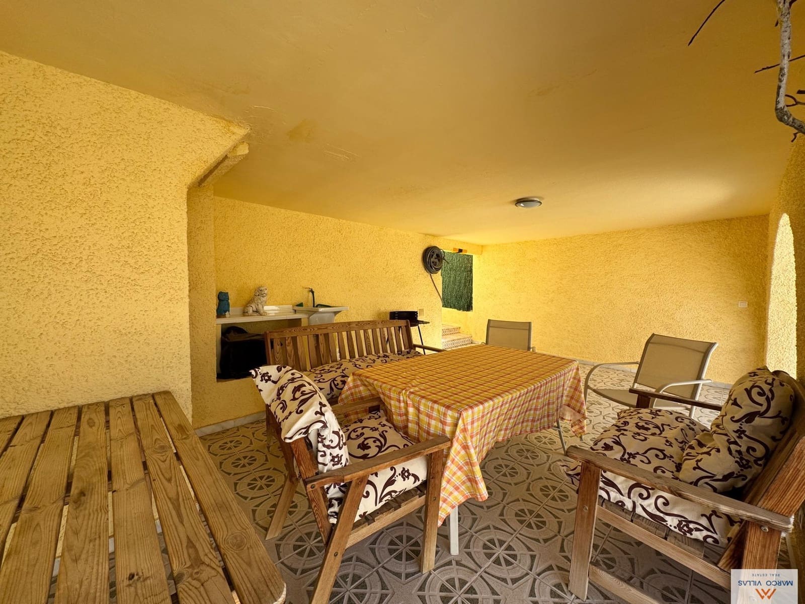 3 bedroom Villa for sale in San Fulgencio with garage - € 185,000 (Ref: 9695334)