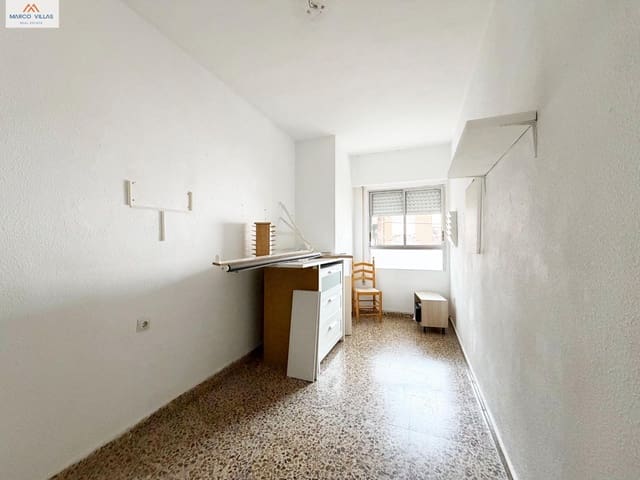 4 sovrum Lägenhet till salu i Guardamar del Segura - 225 000 € (Ref: 9714932)