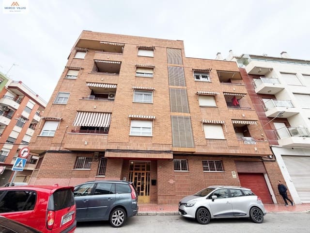 4 sovrum Lägenhet till salu i Guardamar del Segura - 225 000 € (Ref: 9714932)