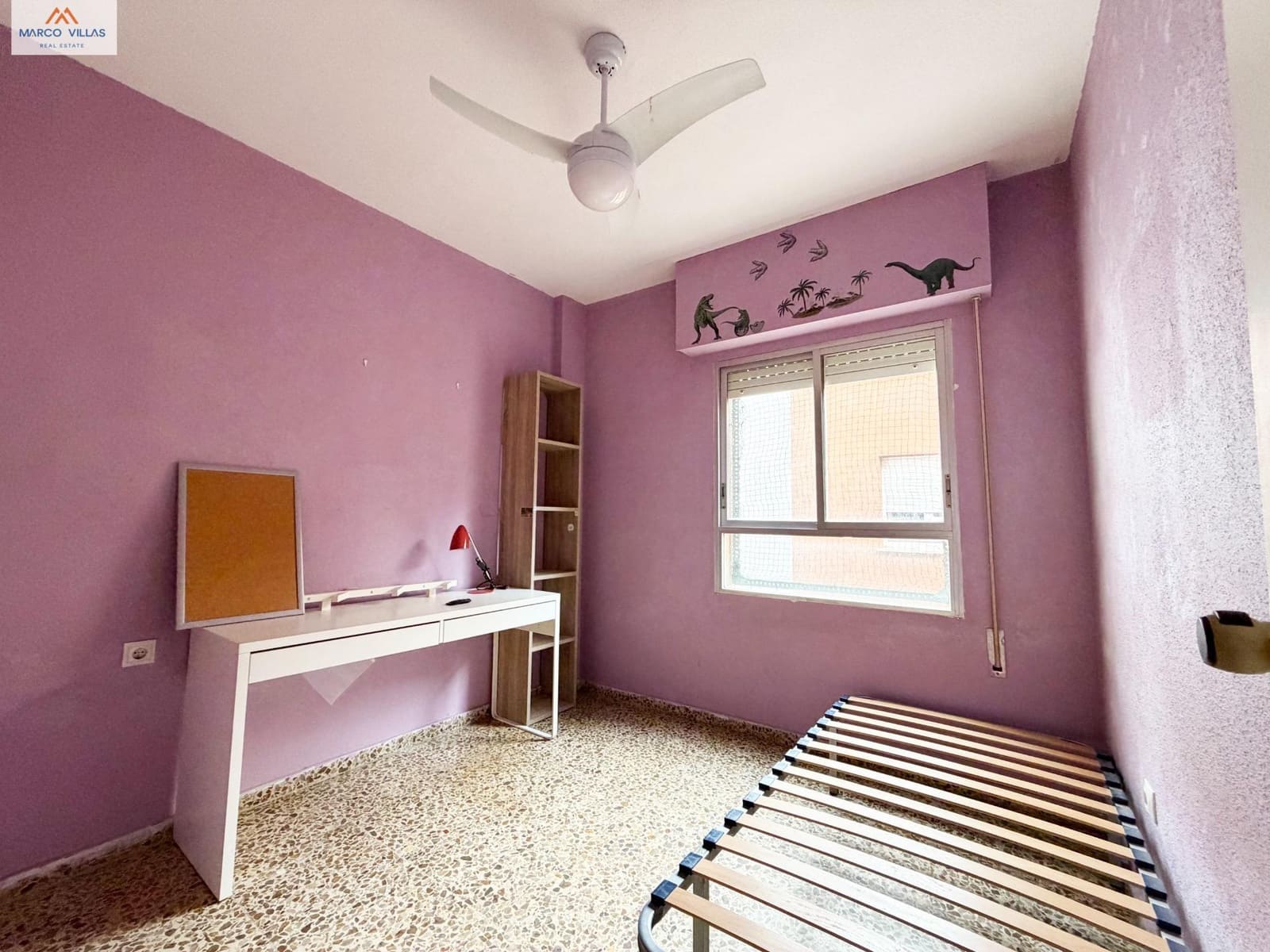 4 bedroom Flat for sale in Guardamar del Segura with garage - € 195,000 (Ref: 9714932)