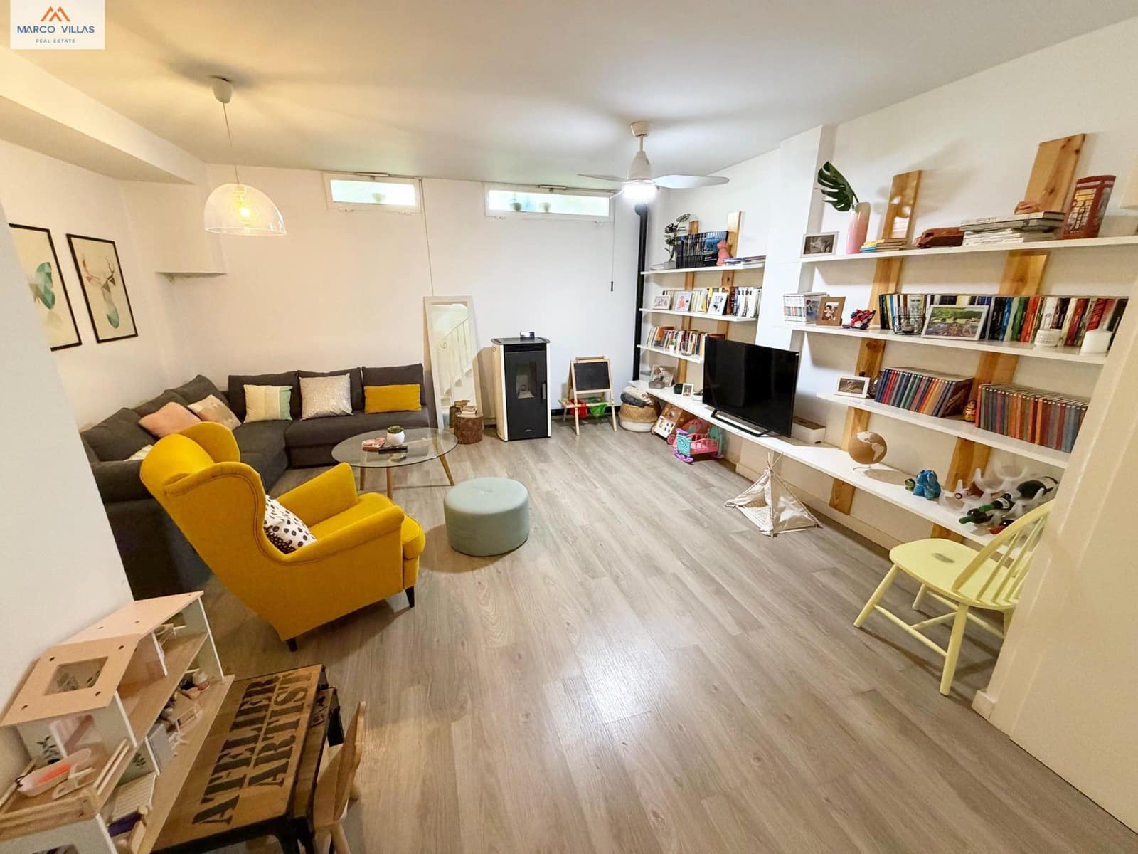 2 soverom Bungalow til salgs i Guardamar del Segura med svømmebasseng - € 280 000 (Ref: 9726640)