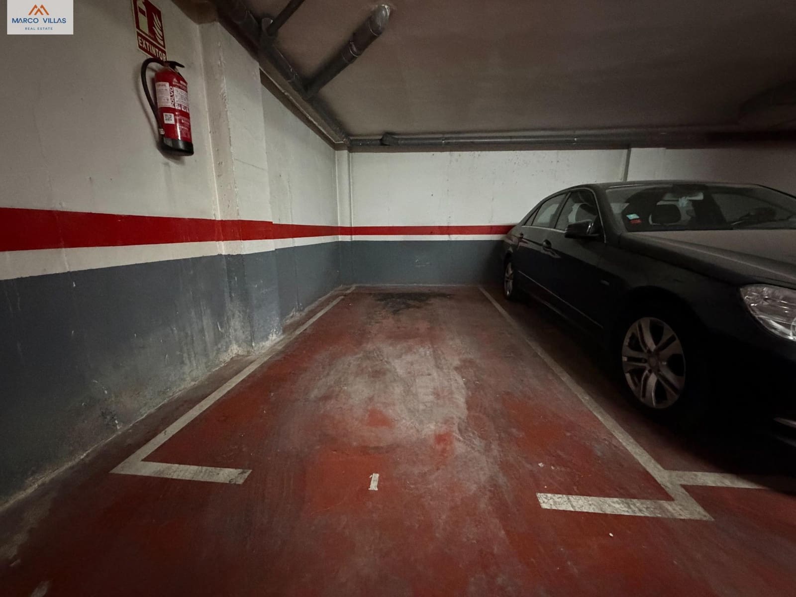 Garage till salu i Guardamar del Segura - 15 000 € (Ref: 9752025)