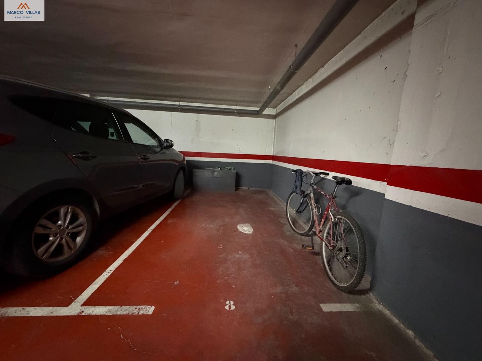 Garage till salu i Guardamar del Segura - 15 000 € (Ref: 9752025)