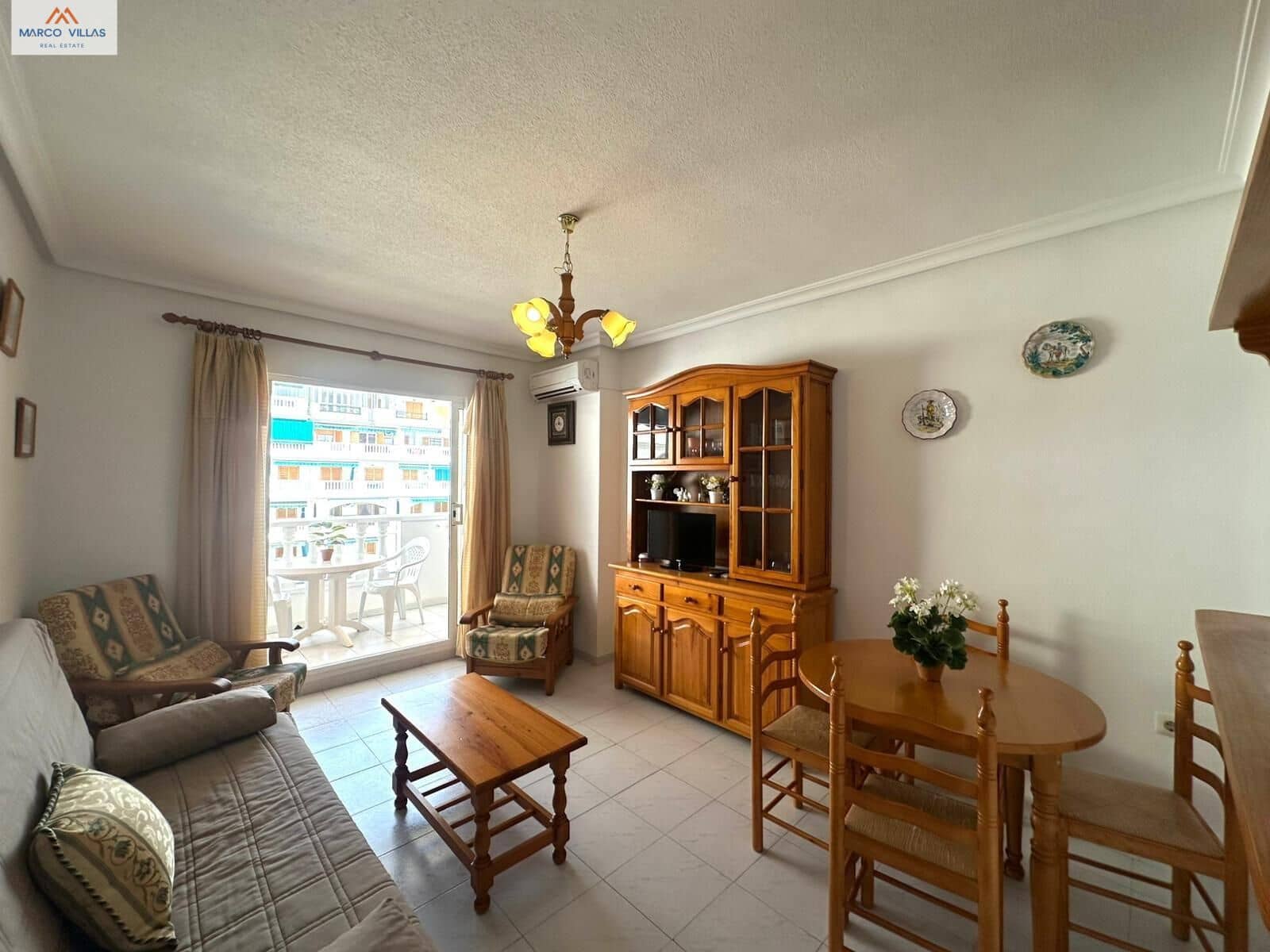 1 bedroom Apartment for sale in Torrevieja with pool - € 155,000 (Ref: 9752026)