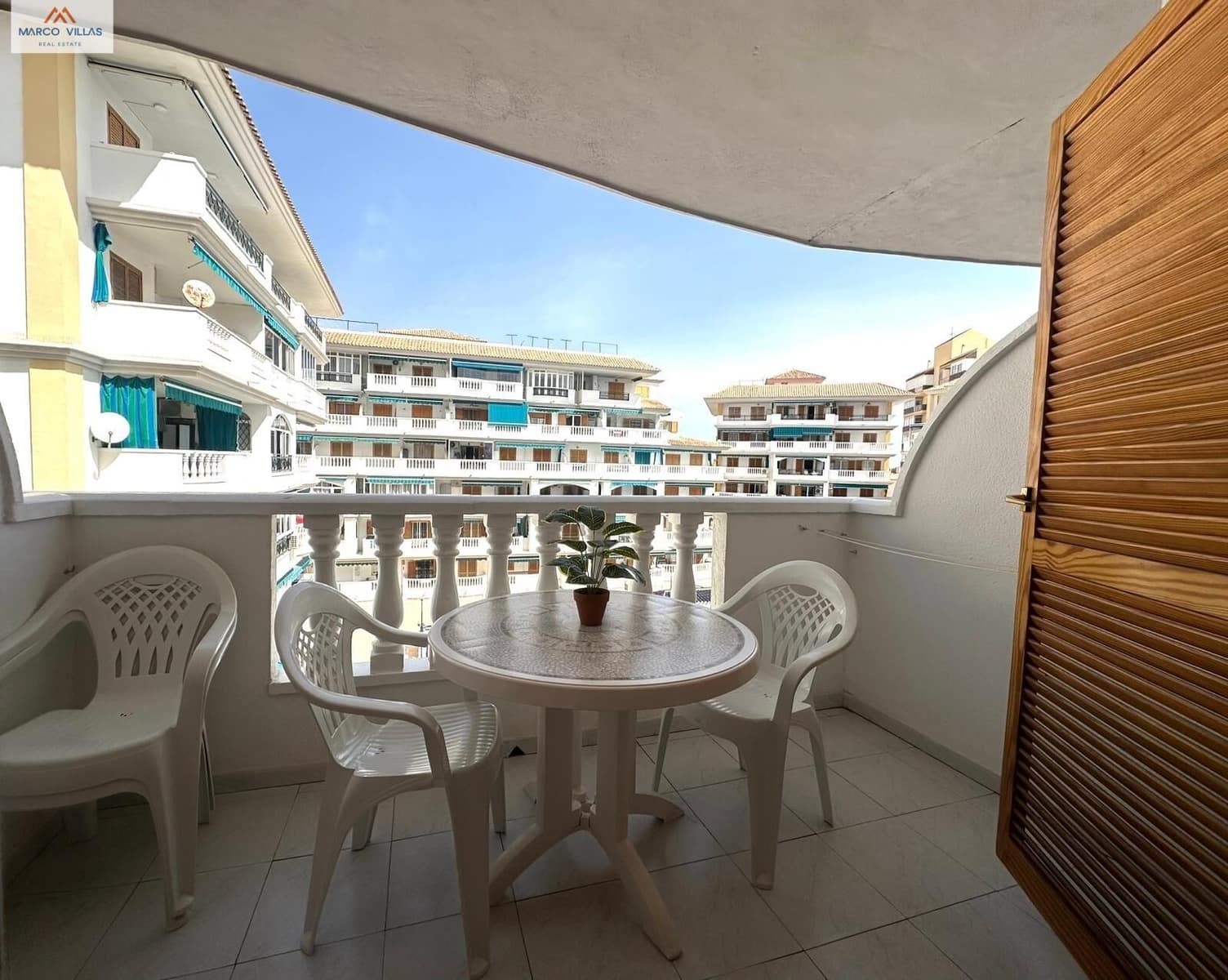 1 bedroom Apartment for sale in Torrevieja with pool - € 155,000 (Ref: 9752026)