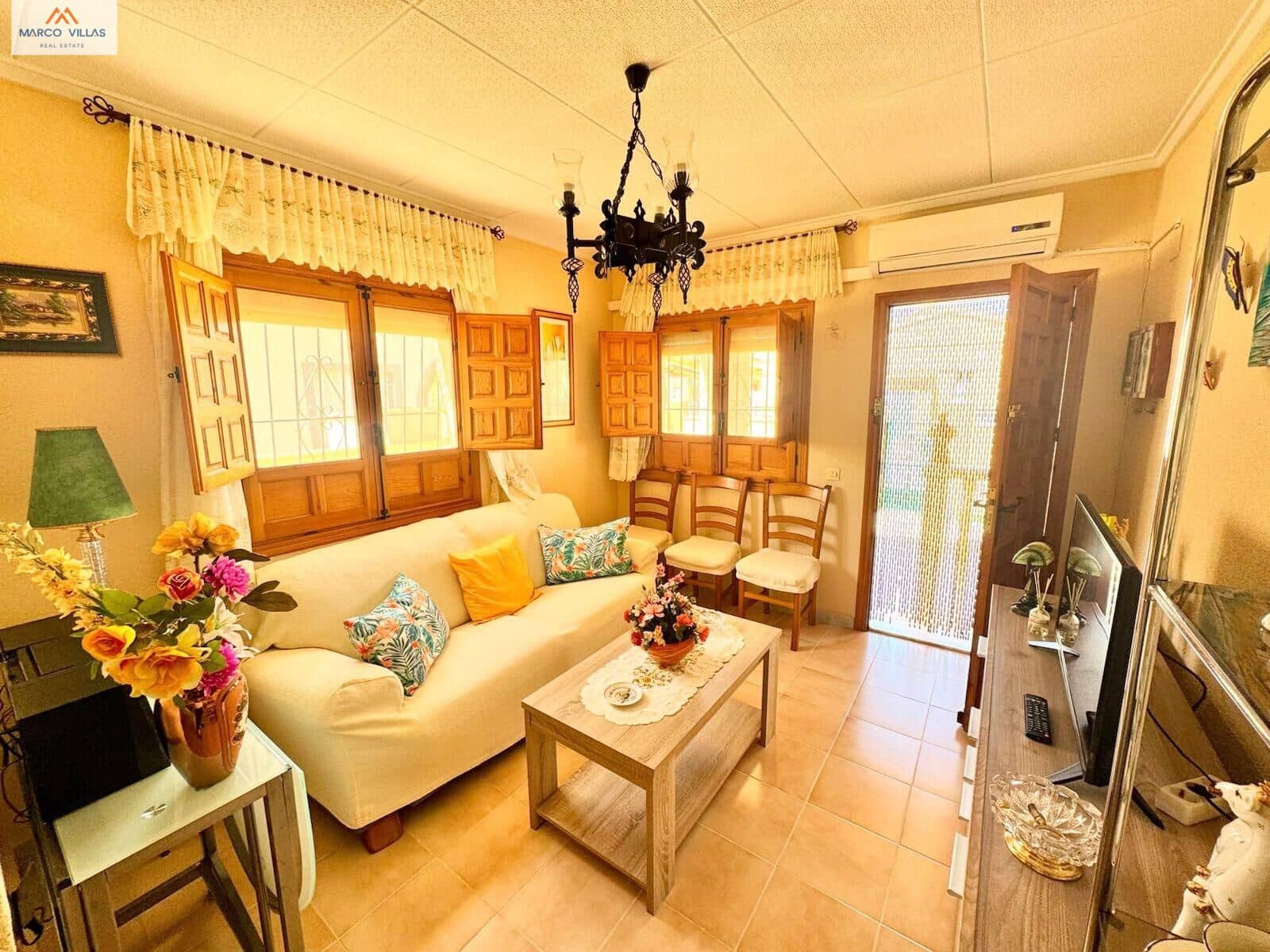 4 soverom Villa til salgs i San Fulgencio med garasje - € 210 000 (Ref: 9755671)