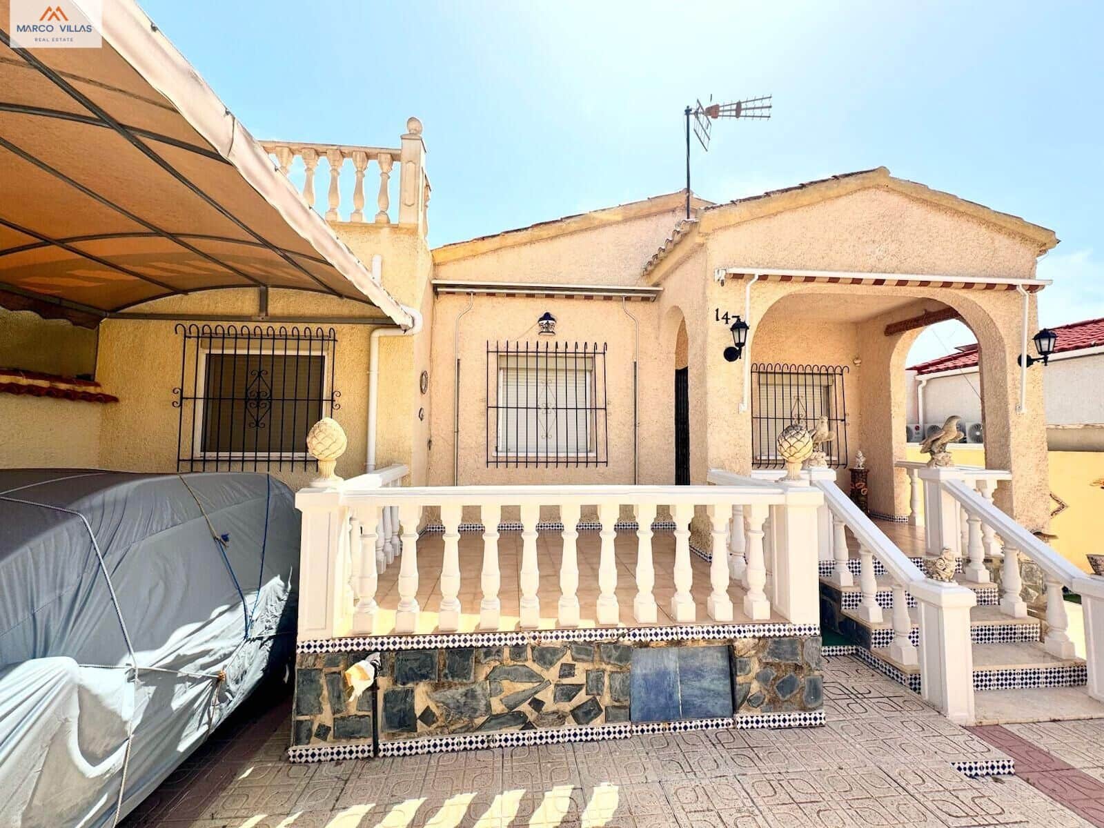 4 soverom Villa til salgs i San Fulgencio med garasje - € 210 000 (Ref: 9755671)