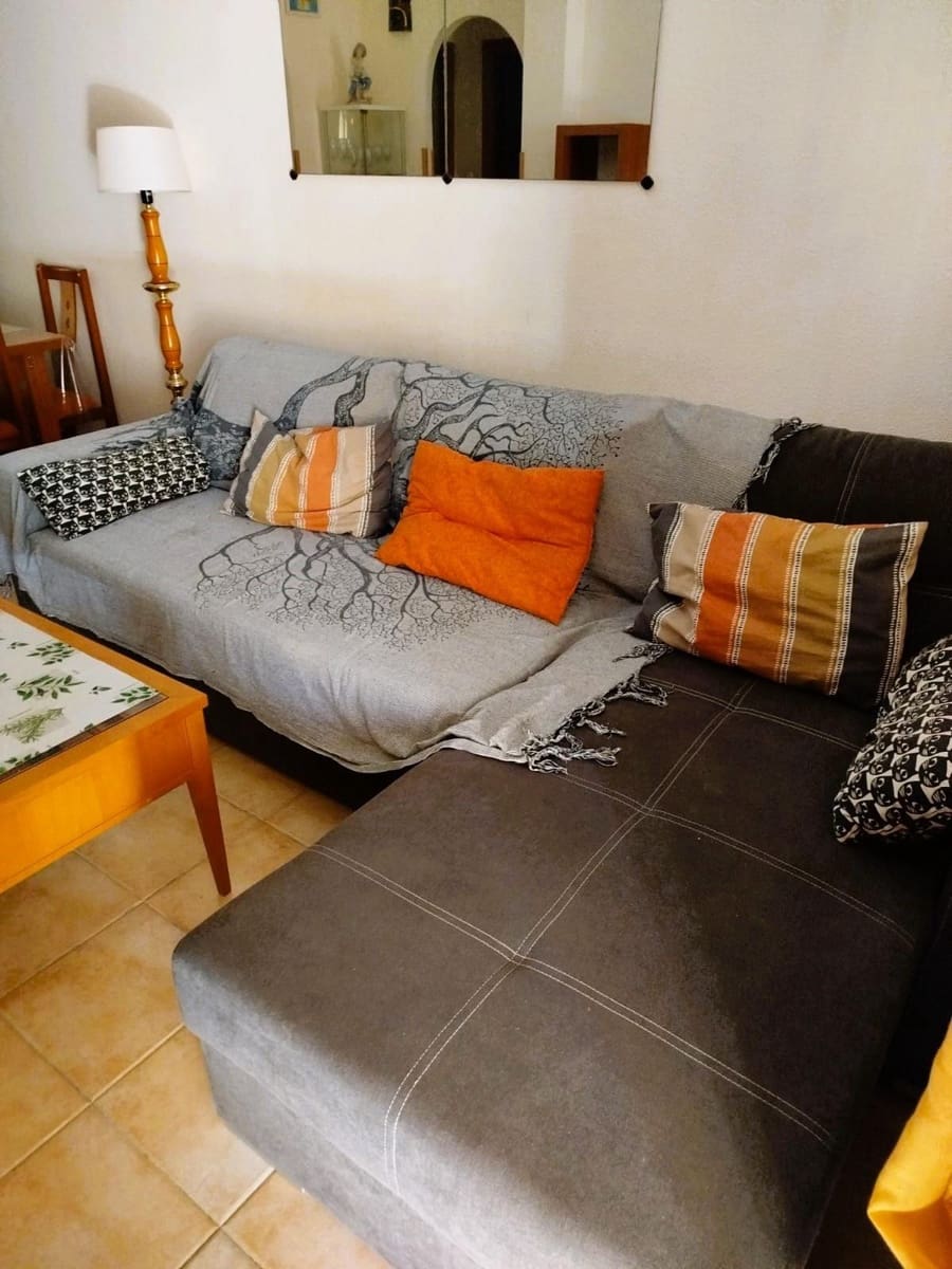 2 makuuhuone Bungalow myytävänä paikassa Guardamar del Segura mukana uima-altaan - 159 000 € (Ref: 9755672)