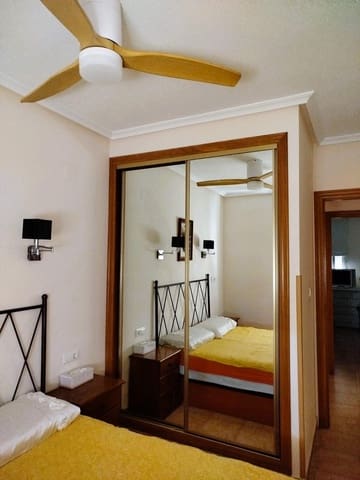 2 makuuhuone Bungalow myytävänä paikassa Guardamar del Segura mukana uima-altaan - 159 000 € (Ref: 9755672)