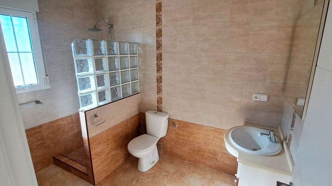 5 bedroom Villa for sale in Catral - € 485,000 (Ref: 9773058)