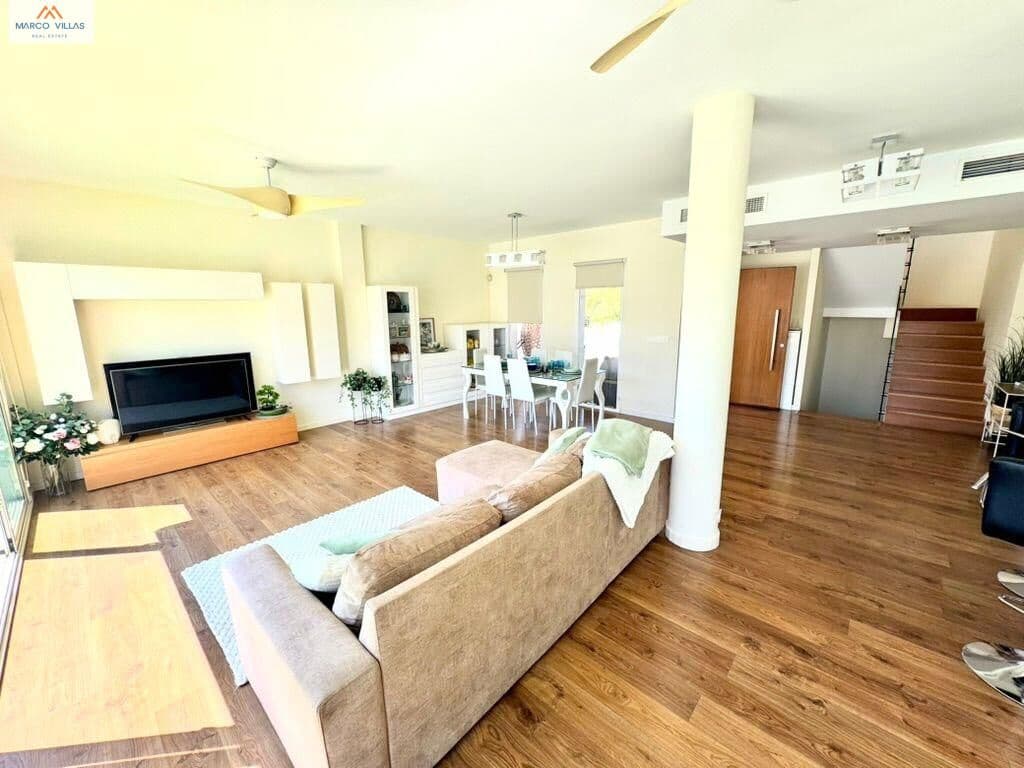 7 soverom Villa til salgs i San Fulgencio med svømmebasseng garasje - € 699 000 (Ref: 9778125)