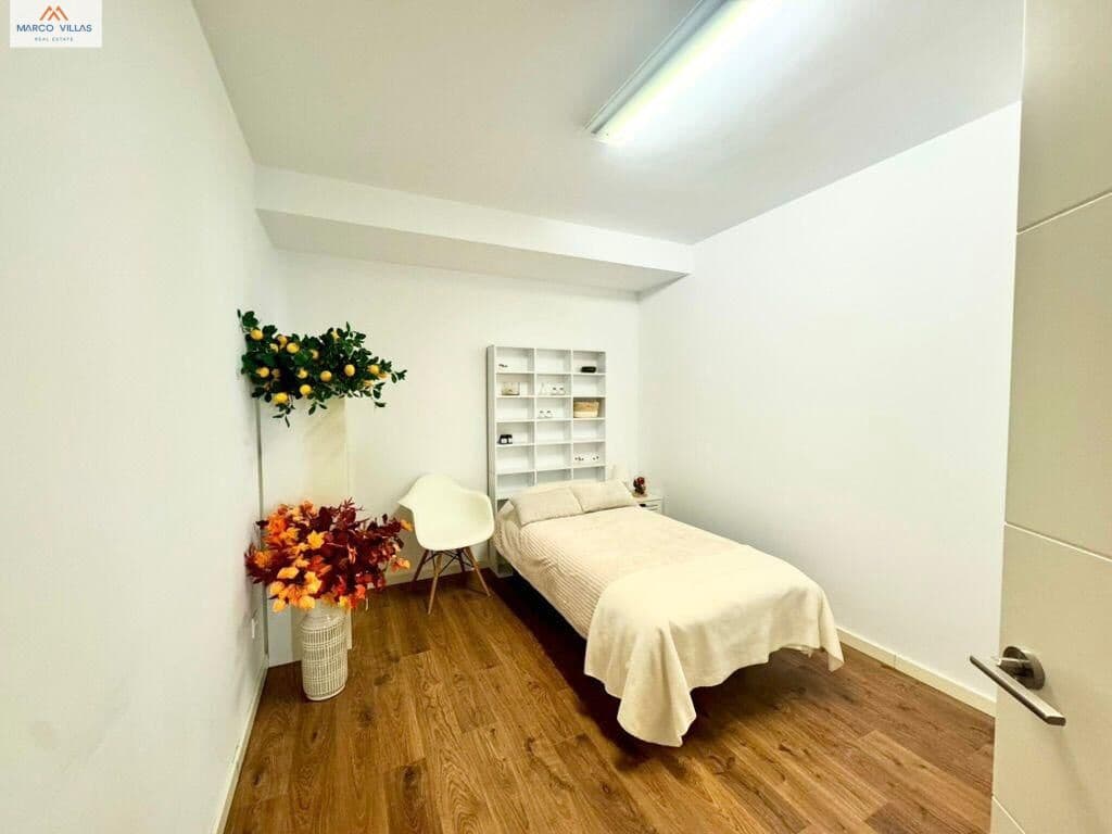 7 soverom Villa til salgs i San Fulgencio med svømmebasseng garasje - € 699 000 (Ref: 9778125)