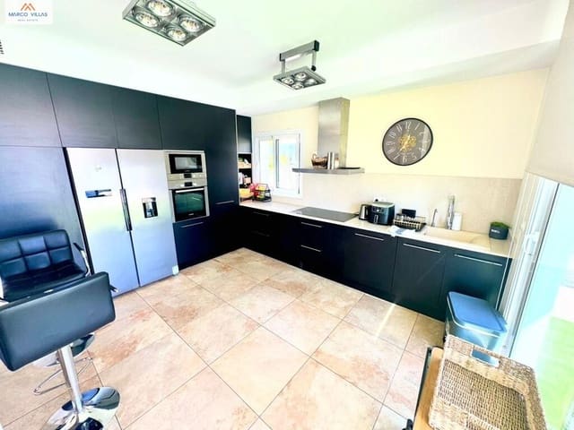 7 sypialnia Willa na sprzedaż w San Fulgencio z basenem garażem - 699 000 € (Ref: 9778125)