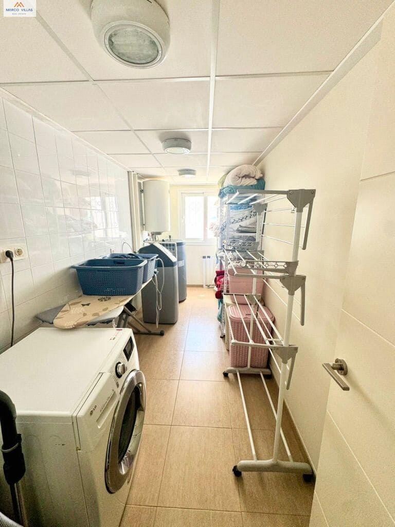 7 soverom Villa til salgs i San Fulgencio med svømmebasseng garasje - € 699 000 (Ref: 9778125)