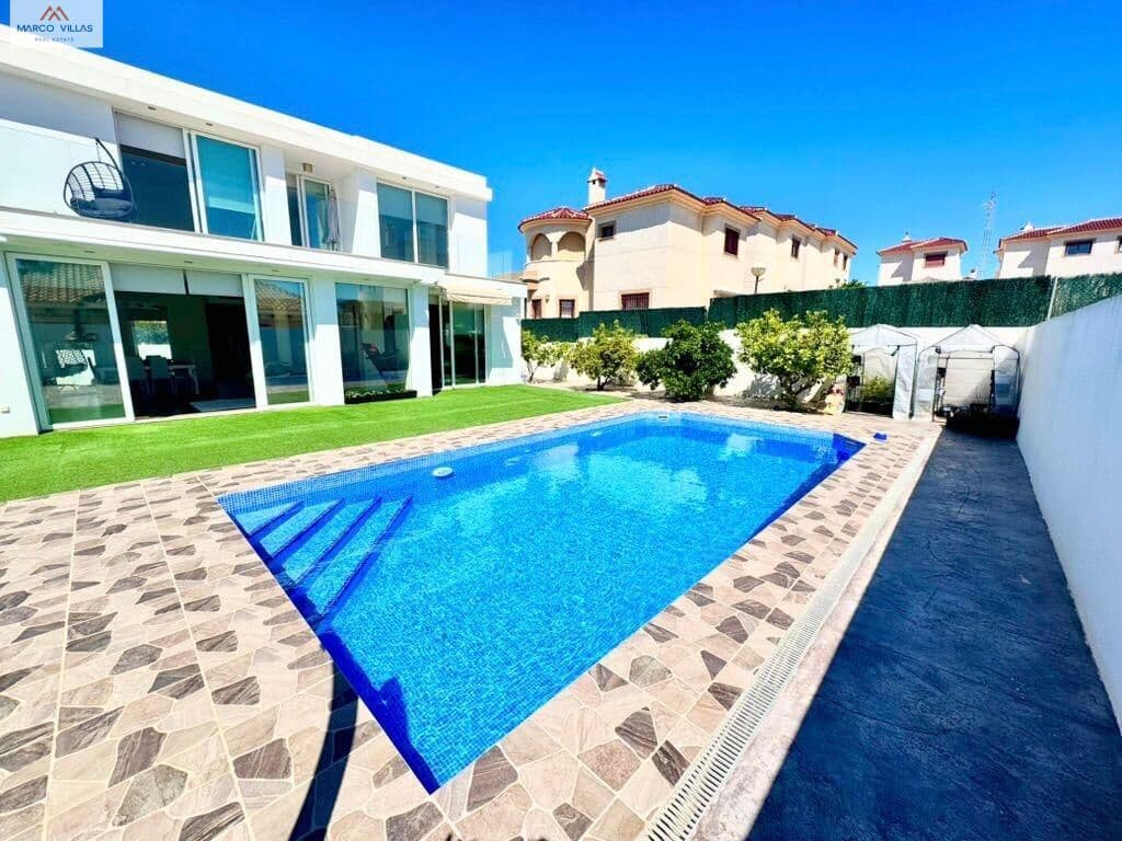 7 soverom Villa til salgs i San Fulgencio med svømmebasseng garasje - € 699 000 (Ref: 9778125)