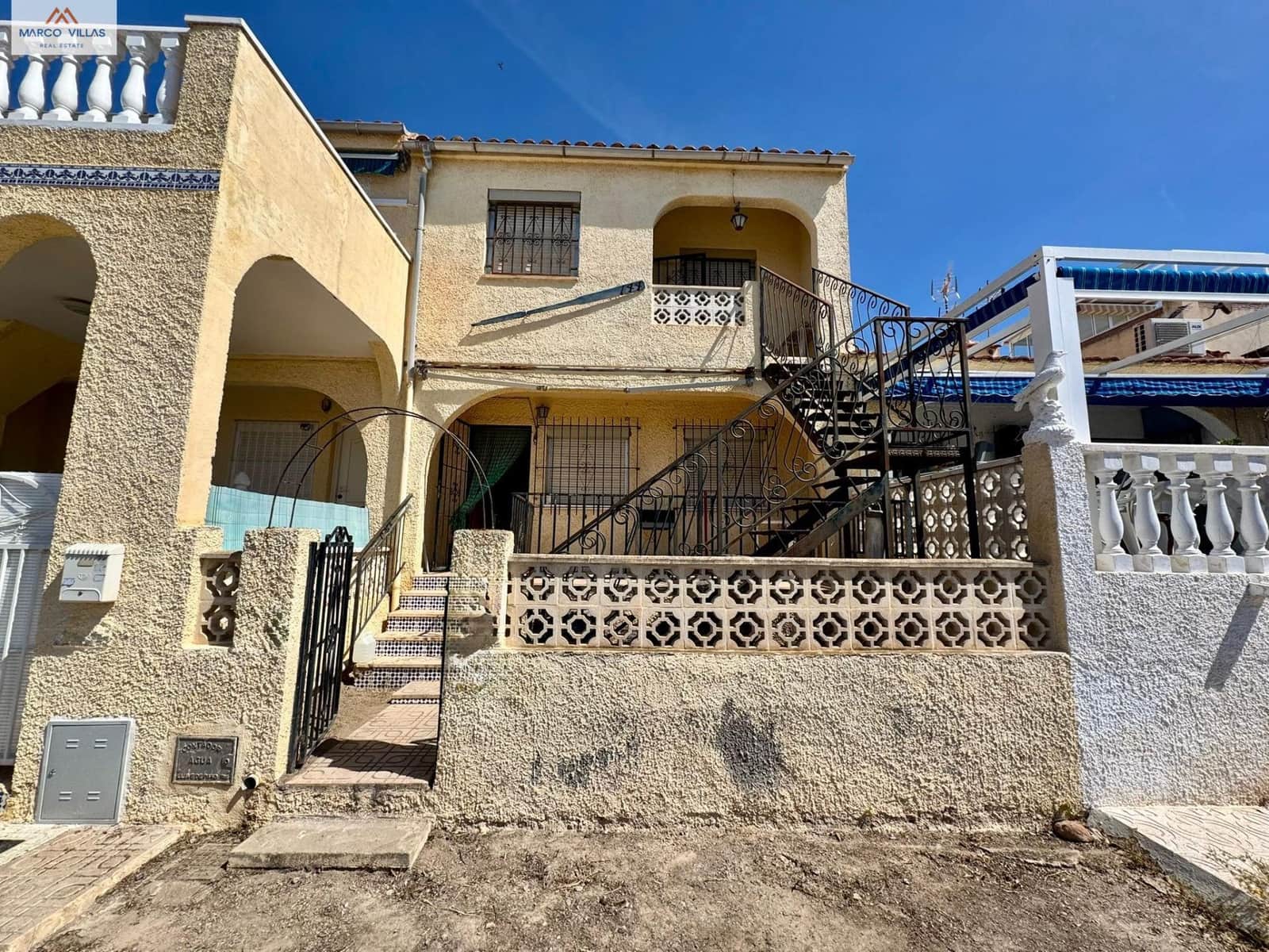 2 bedroom Terraced Villa for sale in San Fulgencio - € 120,000 (Ref: 9788392)