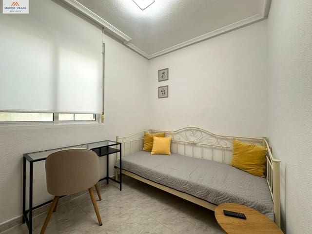 Apartamento de 2 habitaciones en Torrevieja en venta - 199.000 € (Ref: 9791048)