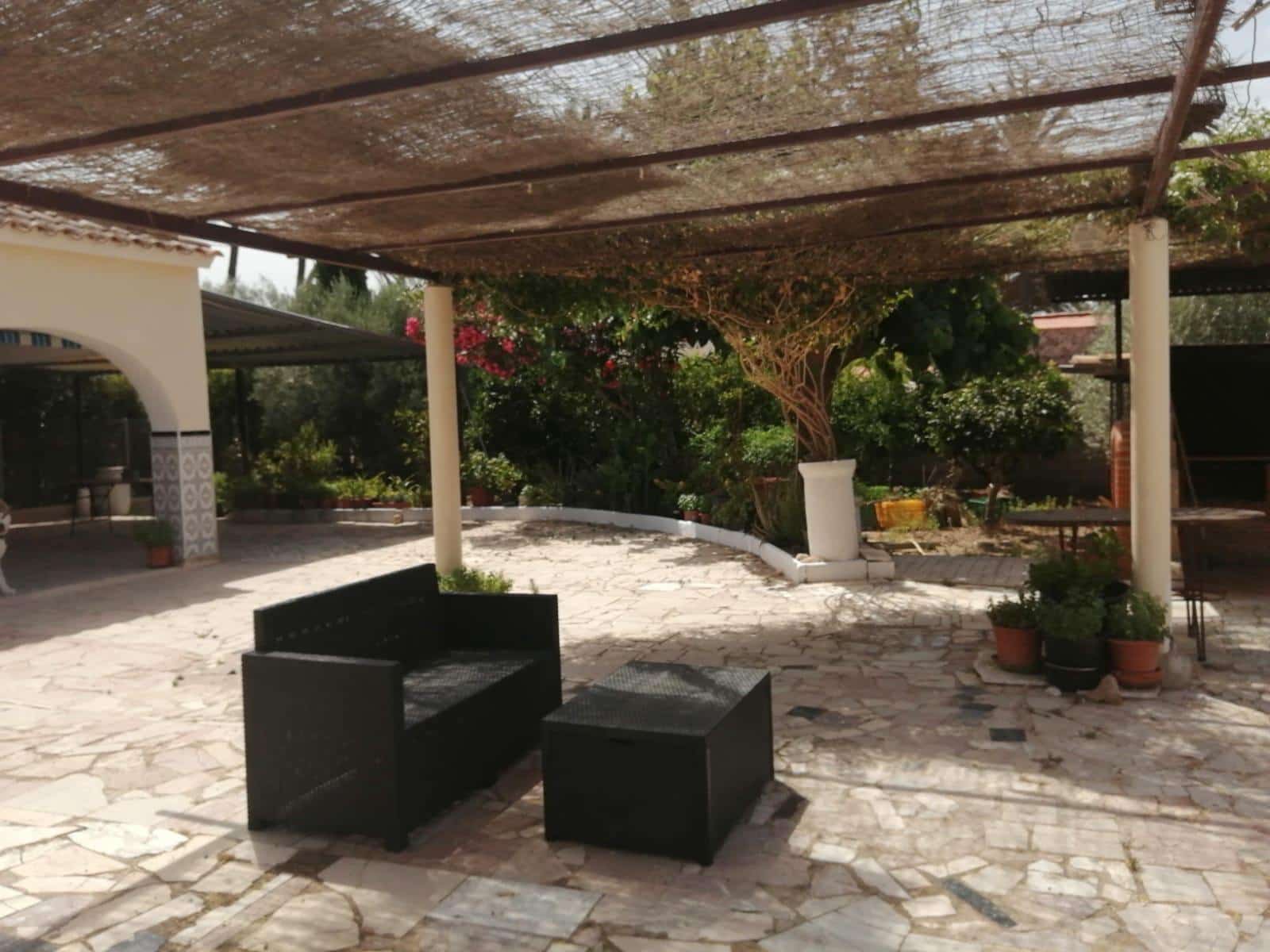 4 soveværelse Villa til salg i Algoda med swimmingpool - € 329.000 (Ref: 9797079)