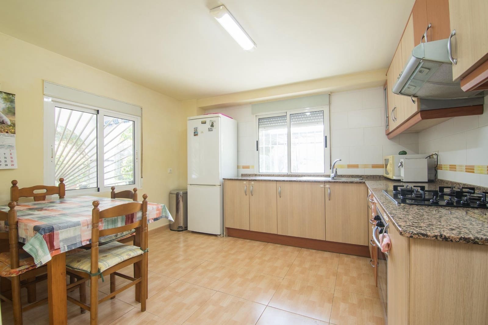 4 soveværelse Villa til salg i Algoda med swimmingpool - € 329.000 (Ref: 9797079)