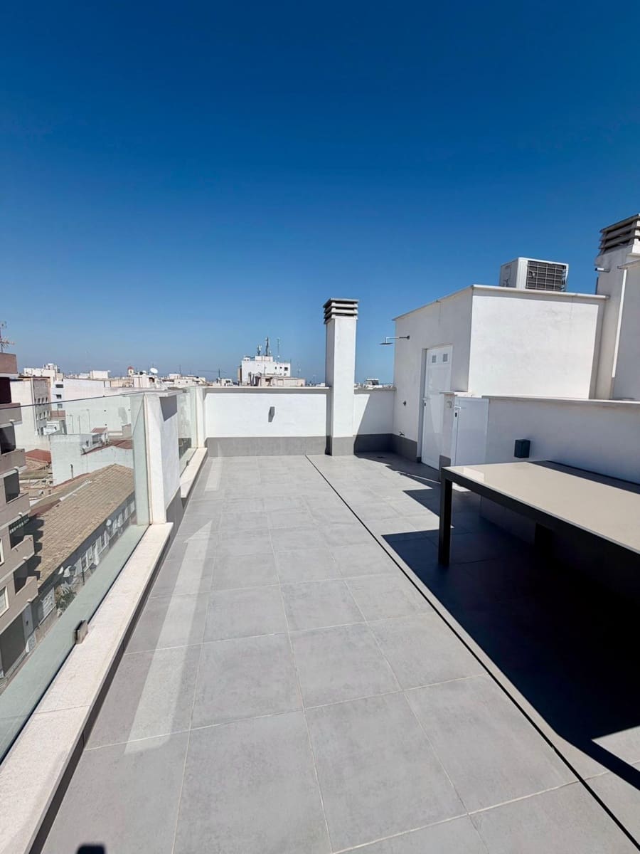 3 sypialnia Penthouse na sprzedaż w Guardamar del Segura - 460 000 € (Ref: 9818208)