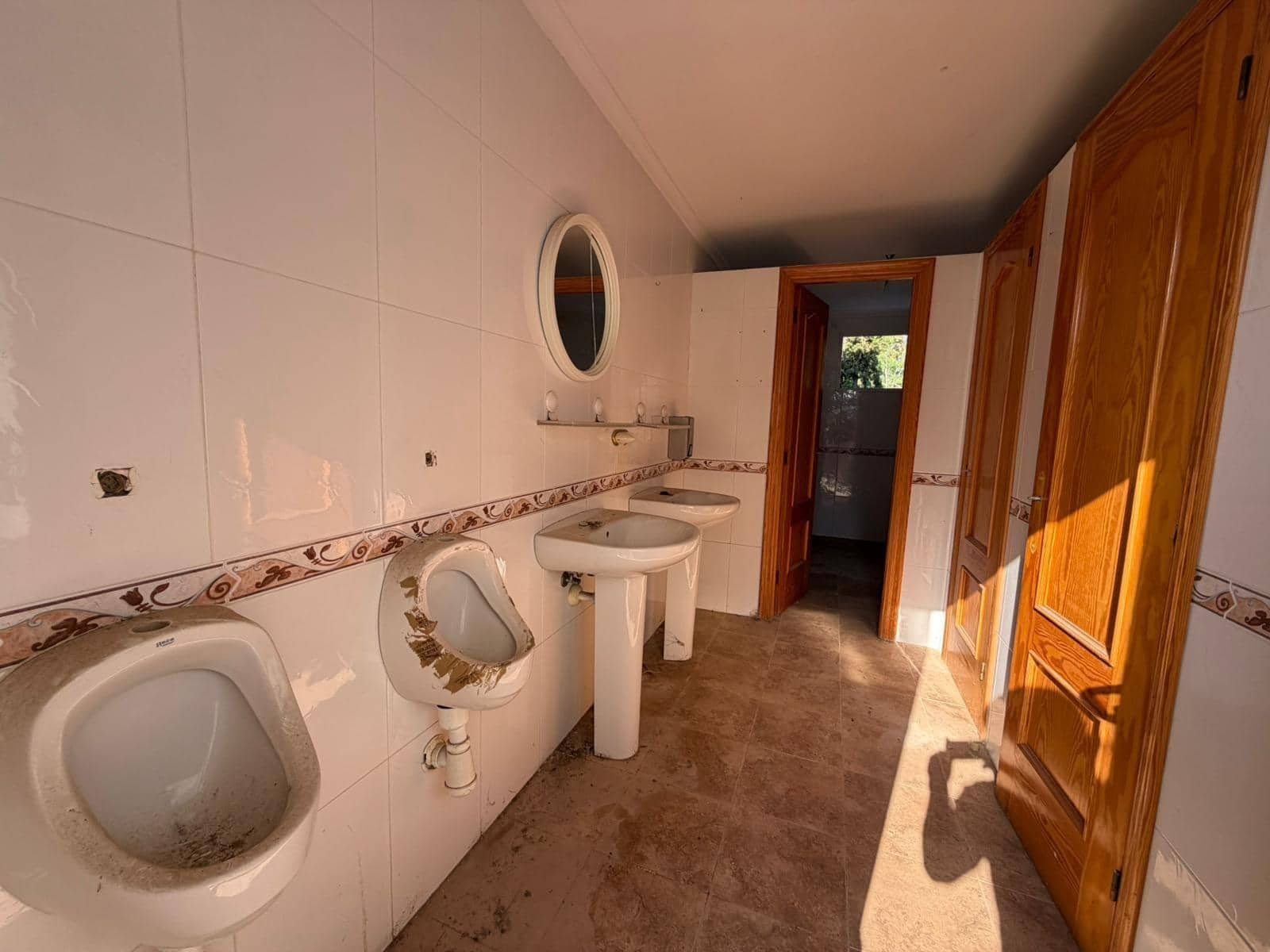 Entreprise à vendre à Santa Pola - 270 000 € (Ref: 9818209)
