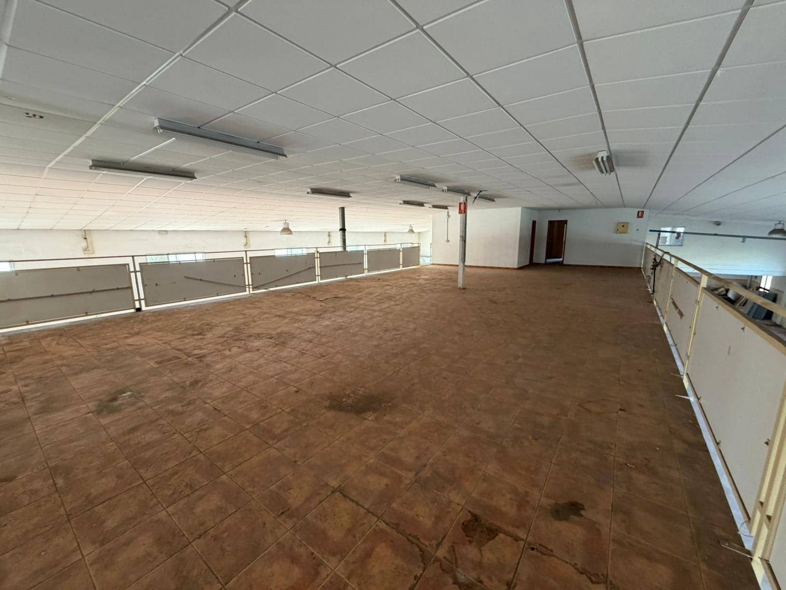 Entreprise à vendre à Santa Pola - 270 000 € (Ref: 9818209)