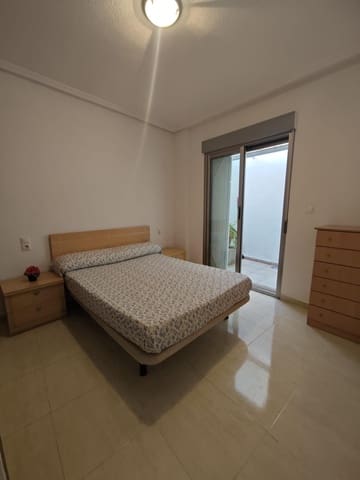 Piso de 2 habitaciones en Puerto Deportivo, Torrevieja en venta - 120.000 € (Ref: 9818210)