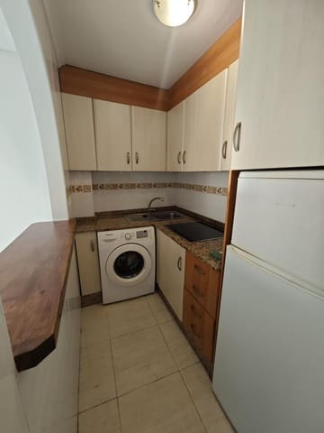 Piso de 2 habitaciones en Puerto Deportivo, Torrevieja en venta - 120.000 € (Ref: 9818210)