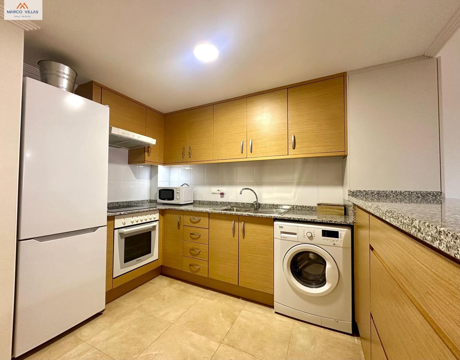 2 sovrum Lägenhet till salu i Torrevieja - 179 000 € (Ref: 9831356)