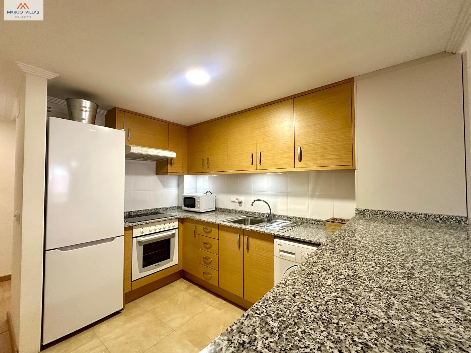 2 sovrum Lägenhet till salu i Torrevieja - 179 000 € (Ref: 9831356)