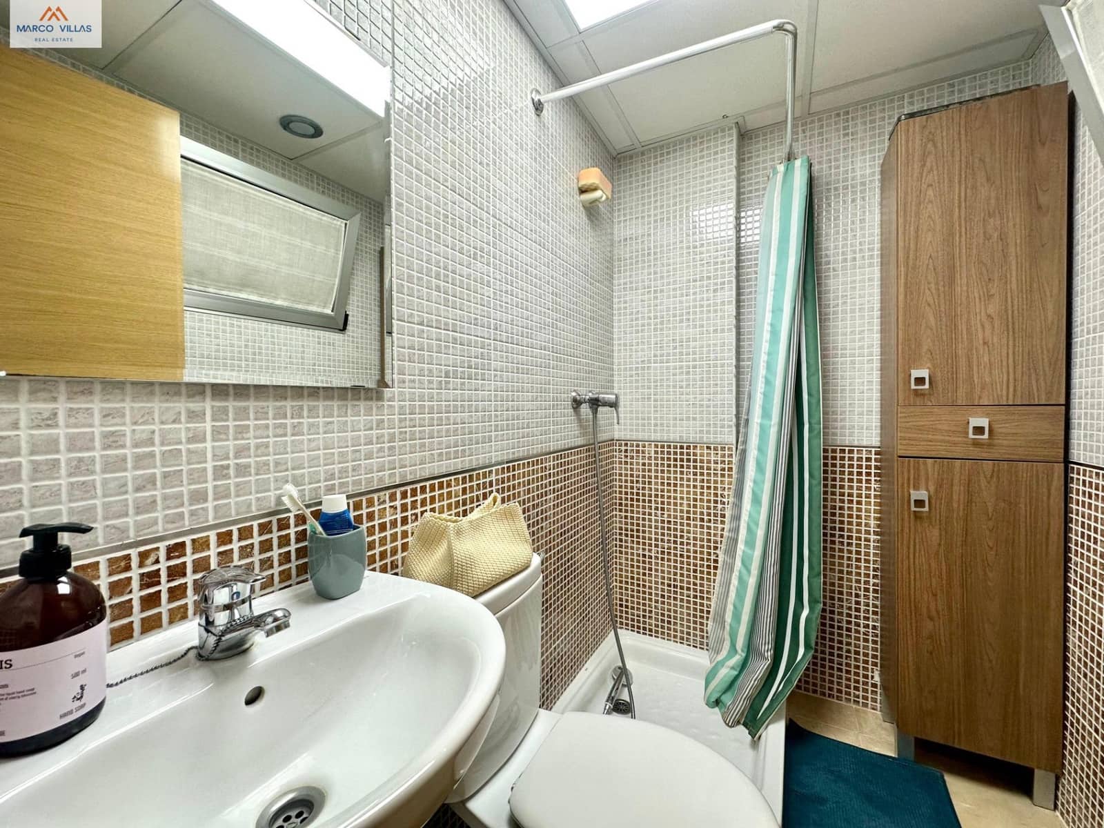 2 sovrum Lägenhet till salu i Torrevieja - 179 000 € (Ref: 9831356)