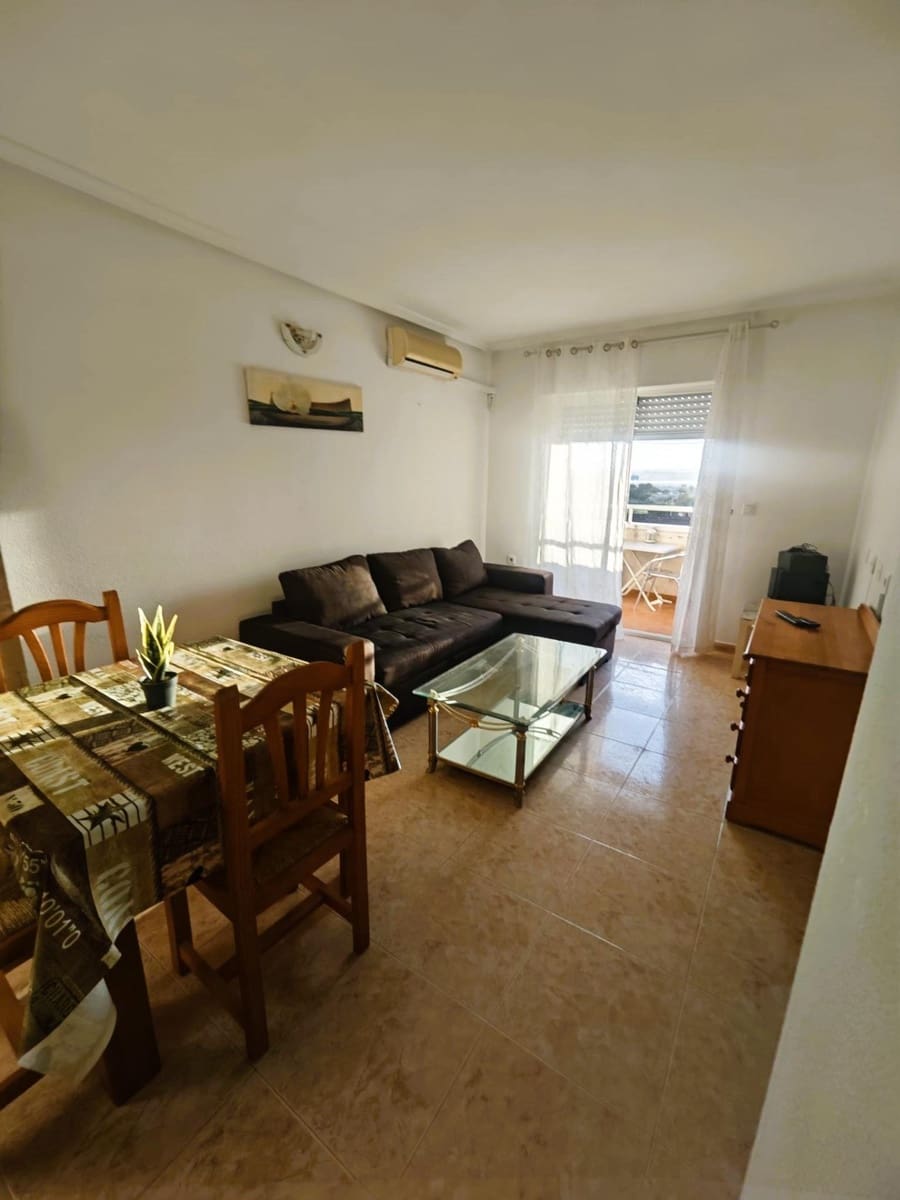 2 soverom Leilighet til salgs i Torrevieja med svømmebasseng - € 125 000 (Ref: 9833659)