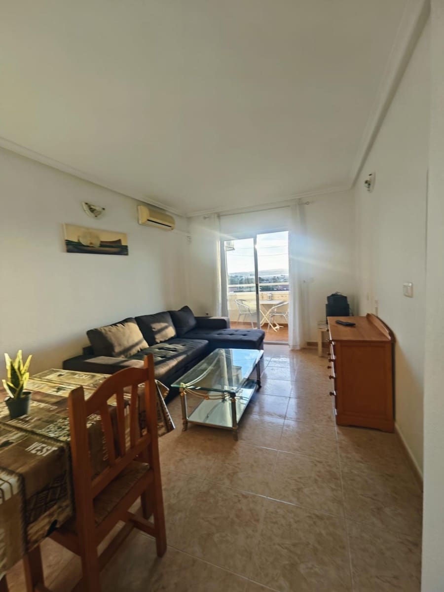 2 soverom Leilighet til salgs i Torrevieja med svømmebasseng - € 125 000 (Ref: 9833659)