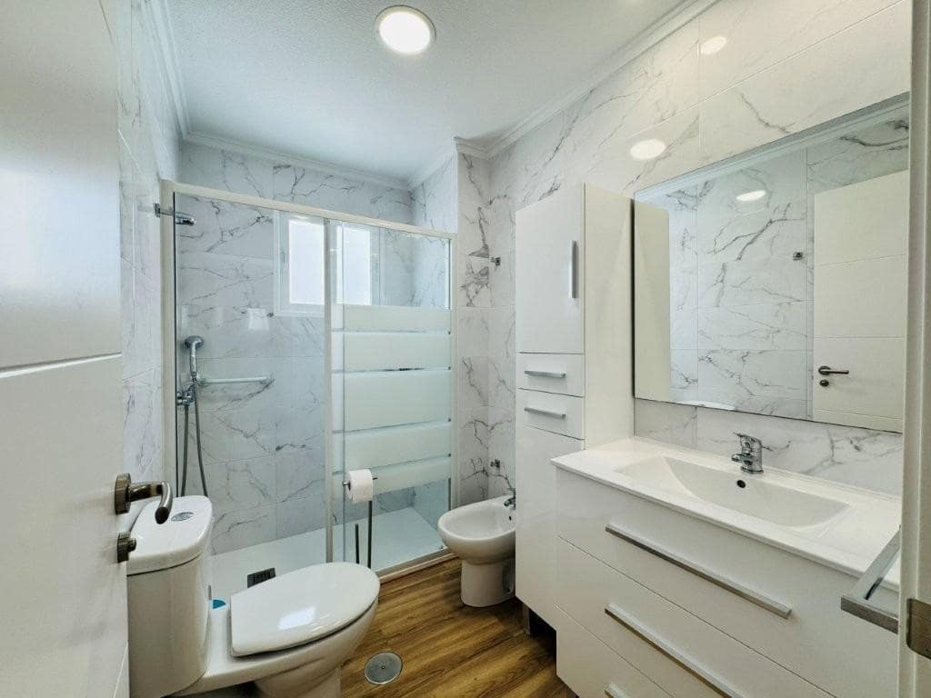2 soverom Leilighet til salgs i Guardamar del Segura med garasje - € 169 000 (Ref: 9846238)