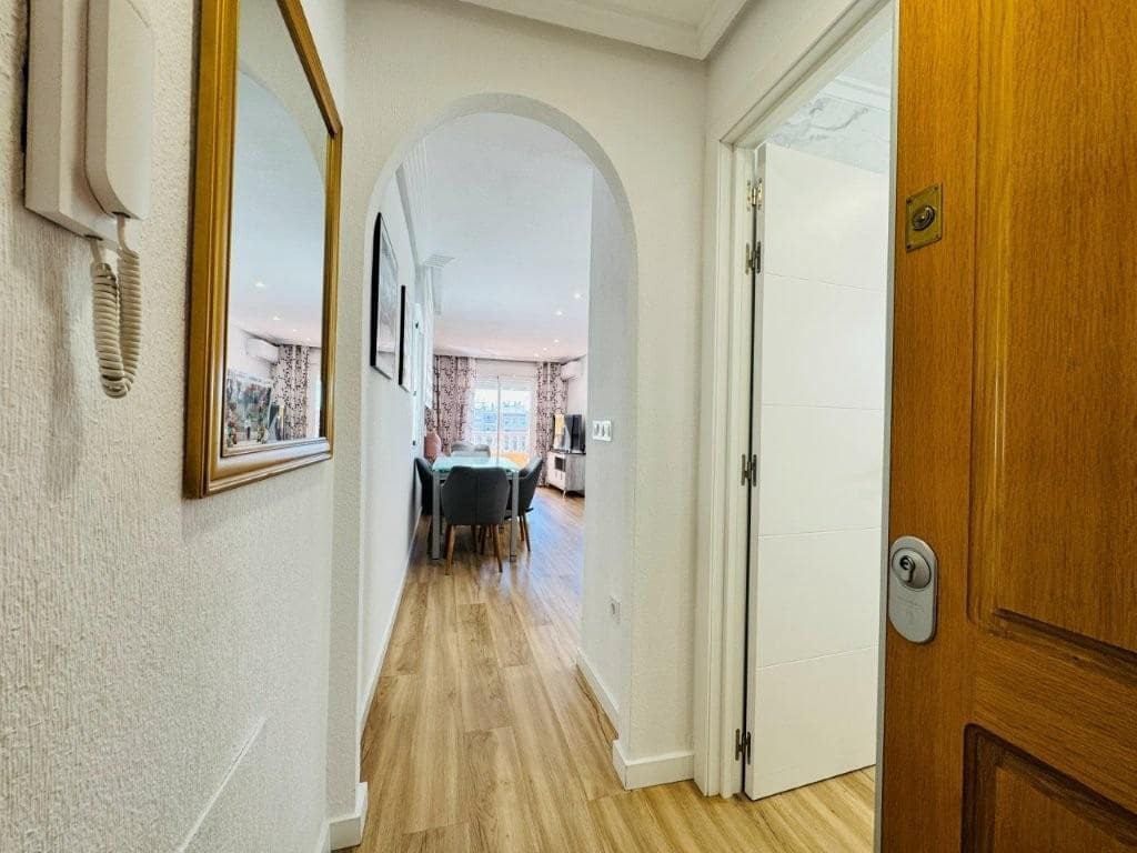 2 soverom Leilighet til salgs i Guardamar del Segura med garasje - € 169 000 (Ref: 9846238)