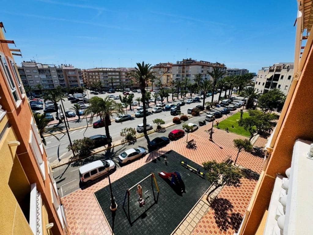 2 soverom Leilighet til salgs i Guardamar del Segura med garasje - € 169 000 (Ref: 9846238)