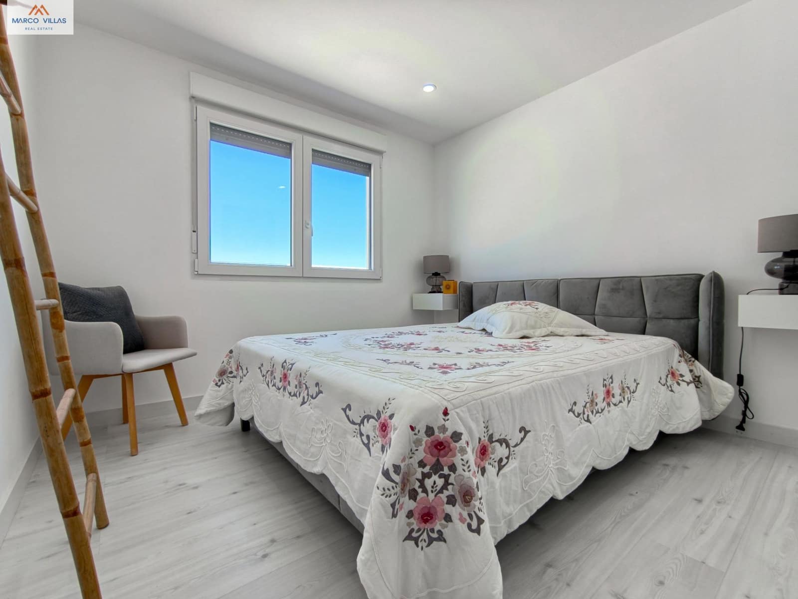 3 bedroom Villa for sale in San Fulgencio with pool garage - € 499,000 (Ref: 9855450)