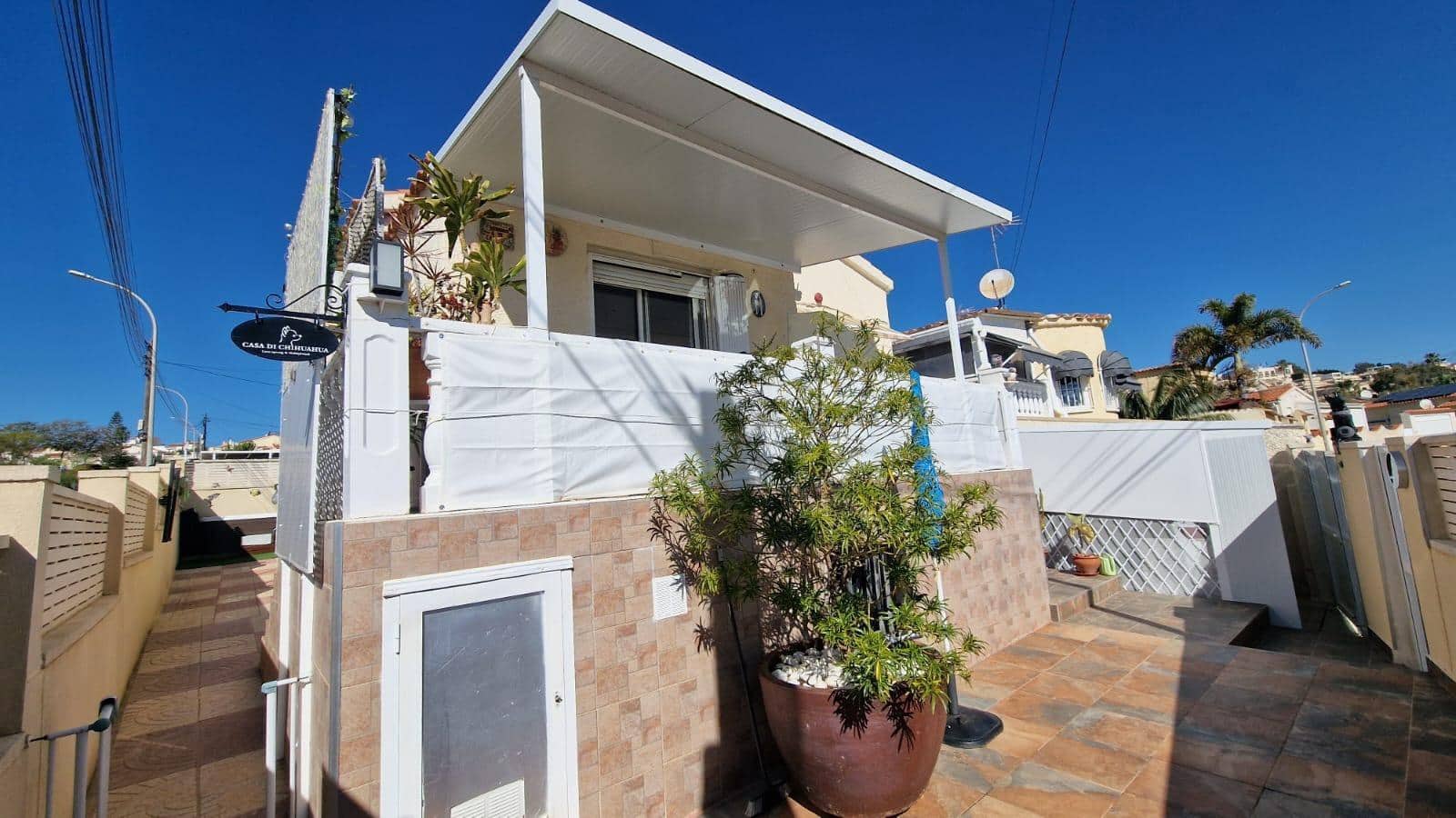 3 slaapkamer Villa te koop in San Fulgencio met garage - € 239.000 (Ref: 9860101)