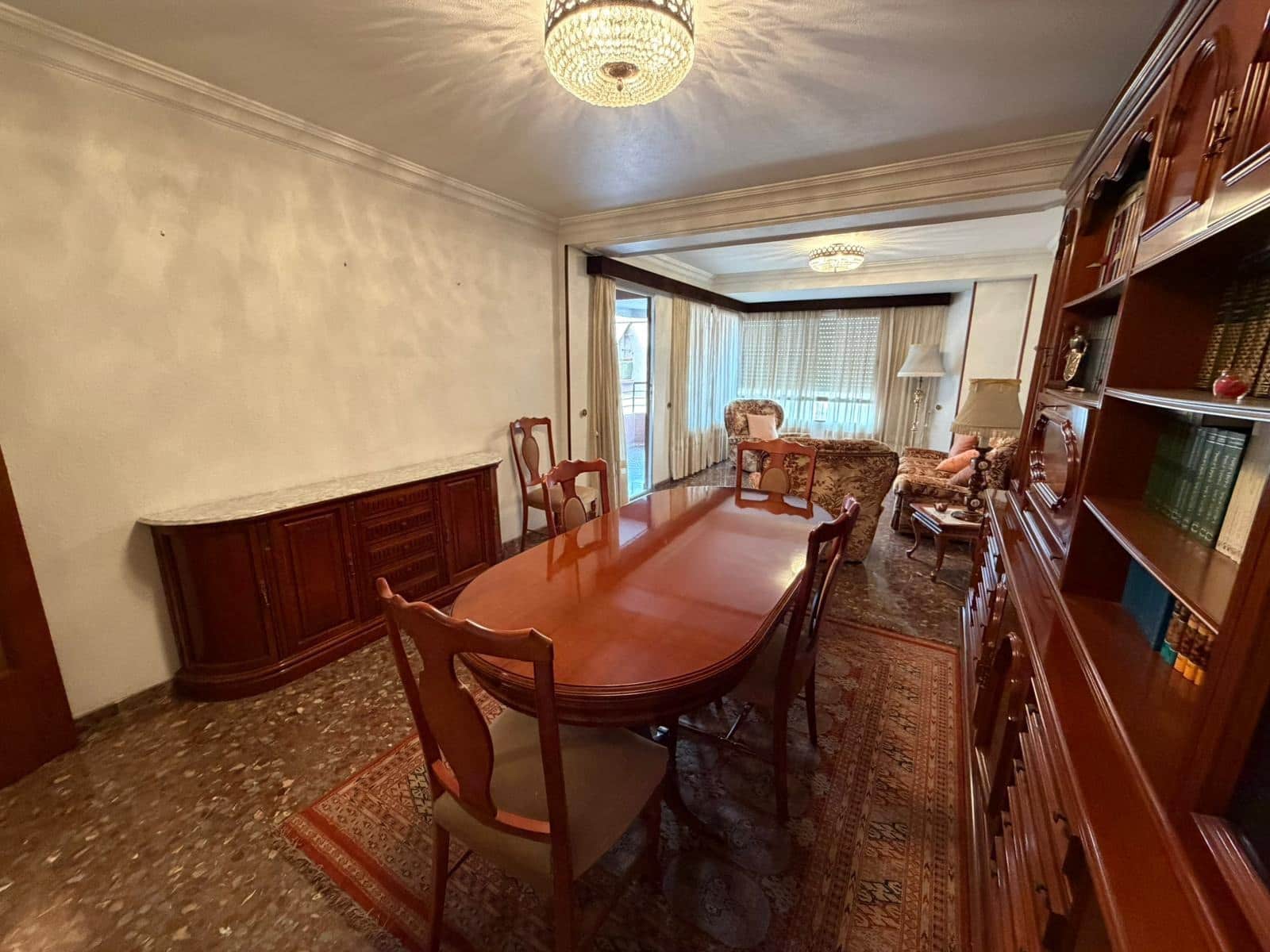 4 quarto Apartamento para venda em Elche / Elx - 198 000 € (Ref: 9878846)