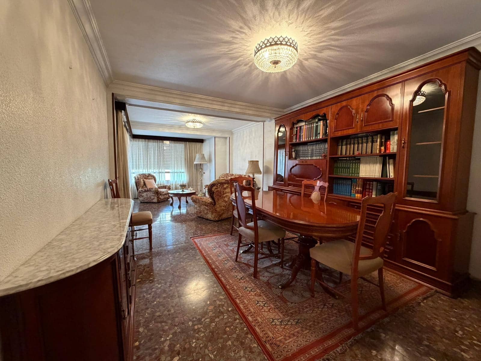 4 quarto Apartamento para venda em Elche / Elx - 198 000 € (Ref: 9878846)