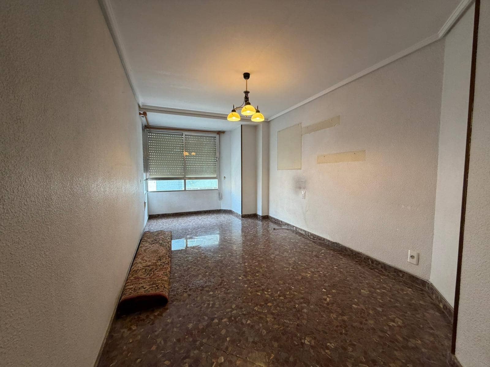 4 quarto Apartamento para venda em Elche / Elx - 198 000 € (Ref: 9878846)
