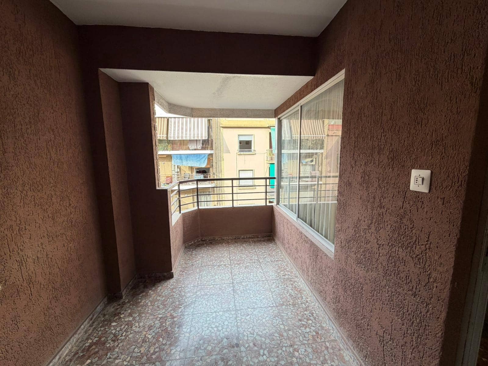 4 quarto Apartamento para venda em Elche / Elx - 198 000 € (Ref: 9878846)