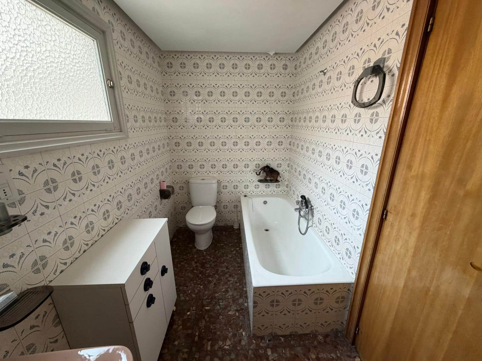 4 quarto Apartamento para venda em Elche / Elx - 198 000 € (Ref: 9878846)