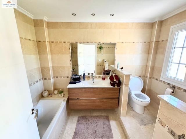 3 soverom Villa til salgs i San Fulgencio med svømmebasseng - € 372 500 (Ref: 9915829)