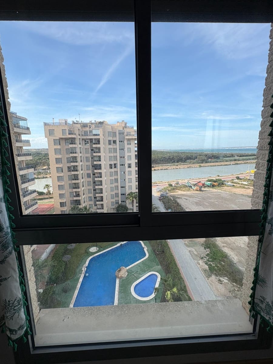 3 slaapkamer Flat te koop in Guardamar del Segura met zwembad garage - € 350.000 (Ref: 9962698)