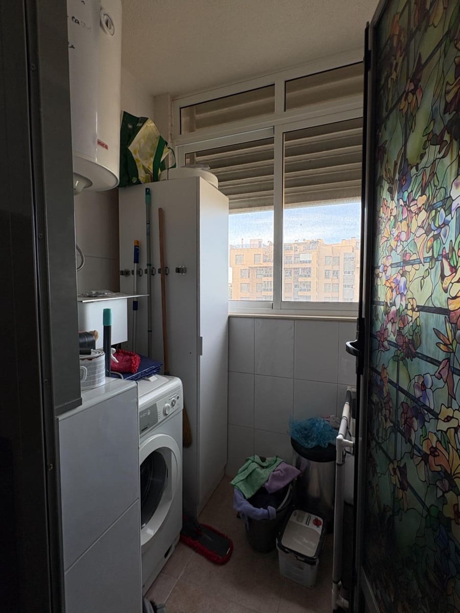 Piso de 3 habitaciones en Guardamar del Segura en venta con piscina garaje - 350.000 € (Ref: 9962698)