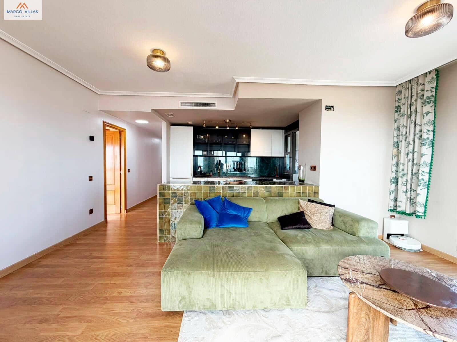 3 bedroom Flat for sale in Guardamar del Segura with pool garage - € 350,000 (Ref: 9962698)